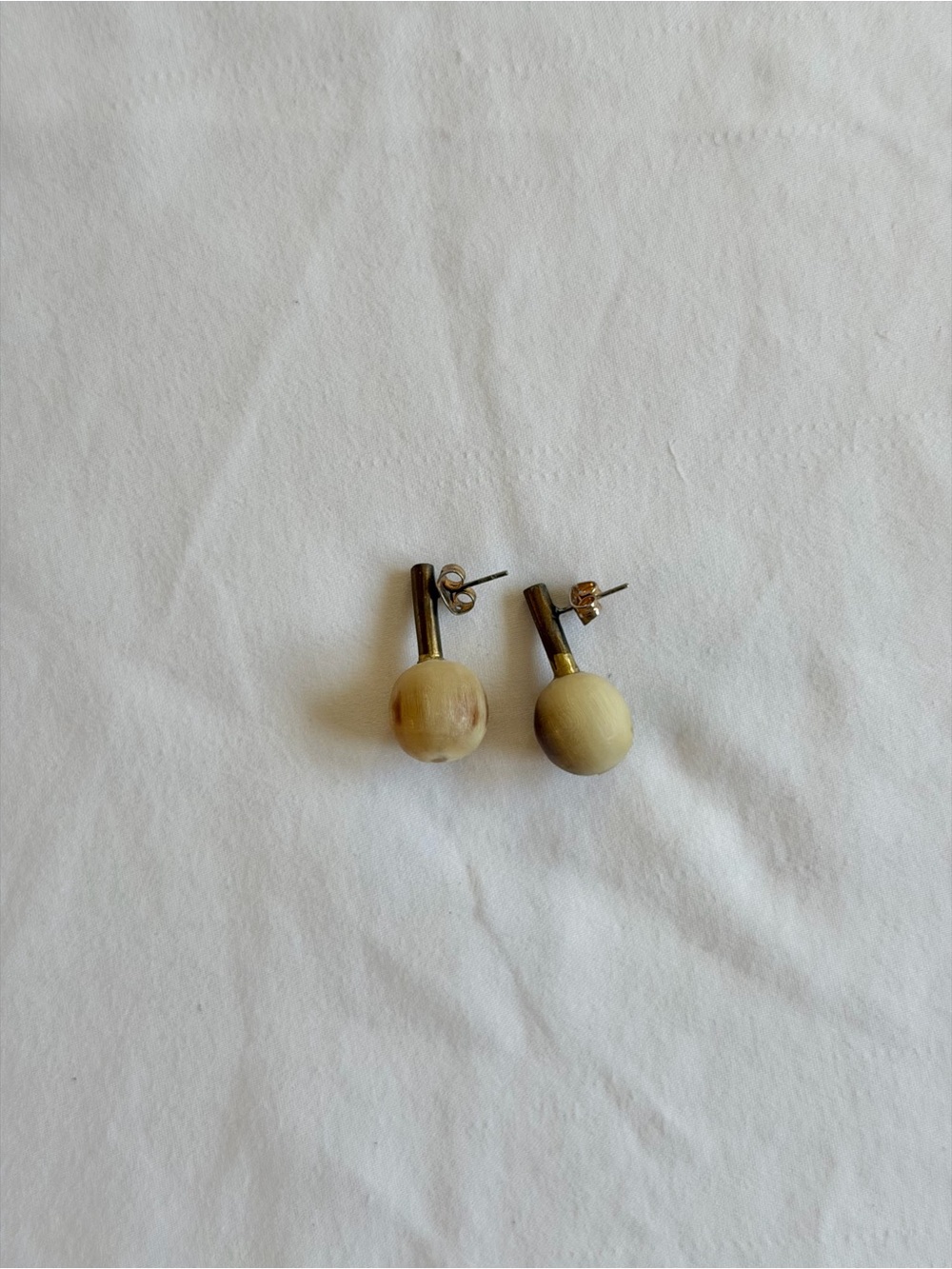 Soko Horn Bead Drop Stud Earrings - Beige